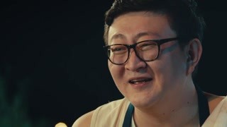 晃过上帝之重返街头：莫非烧烤摊遇老友闲聊 得知晓明欠下巨债