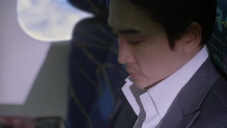 最后的紀(jì)念品就是這條圍巾了 圍巾自帶語音功能哦