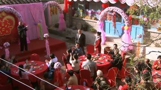 《你是我的亲人》众人举杯欢腾 三家人历经艰辛才总算认亲