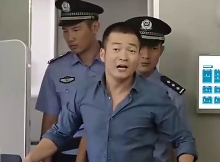 《擦枪走火》片段：喻恩泰为追回倪虹洁拦截飞机