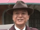 《追擊者》朱雨辰雨中拍戲有妙招