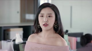美女为了梦想坚定辞职