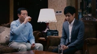 單民回到家里現場直播透明都市 怎么有一種過年表演才藝的感覺