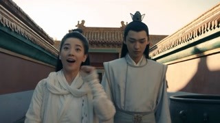 严锦泪洒宫门