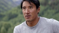 《徒手攀巖》發布幕后特輯 高難度拍攝挑戰極限巔峰