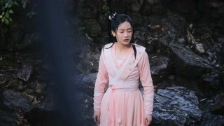 岳子缘雨中寻杨潇幕后，郑湫泓浑身湿透惹人心疼