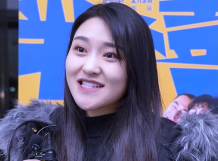 《半個(gè)喜劇》中傳口碑視頻 見笑友，送溫暖！2019歡脫獻(xiàn)笑心