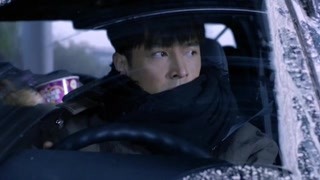 胡歌被警察圍追堵截！車壞了竟然要修兩天！