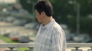 崔警官偶遇順愛爸爸，注意到奉仙和順愛系鞋帶的方式一樣