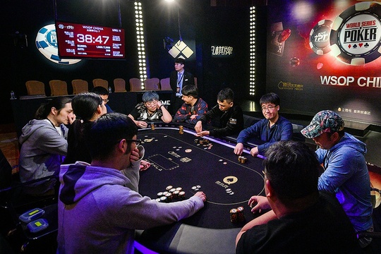 高清-WSOP CHINA现场热火朝天 第1页