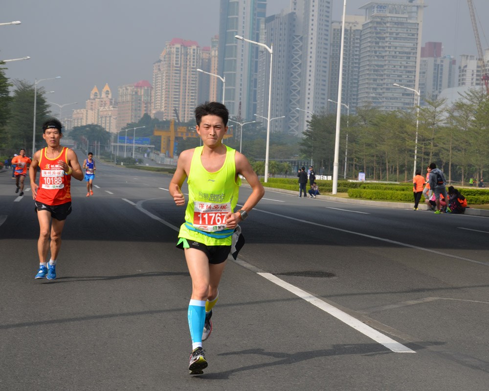 跑步比赛冲刺简笔画图片大全_跑步比赛冲刺简