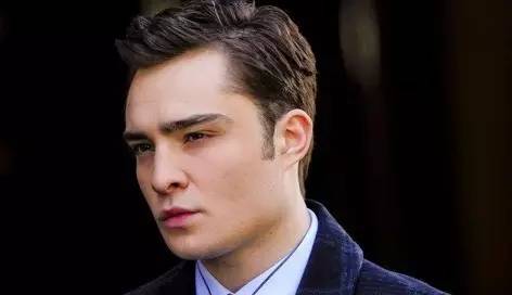 chuck:《绯闻女孩》男主的名字,每个女孩一定期望可以遇到chuck bass!