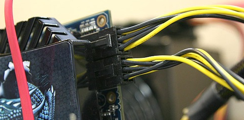 组装台式机主板电源怎么接线