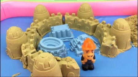 光头强太空沙制作城堡建筑物 86