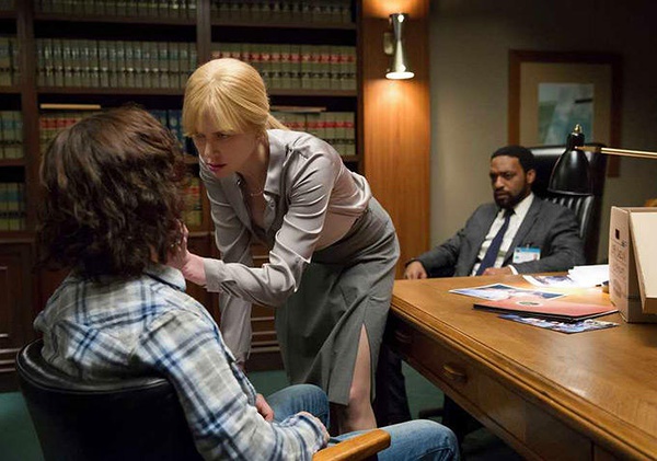 《谜一样的双眼 (2015)》全集-高清电影完整版