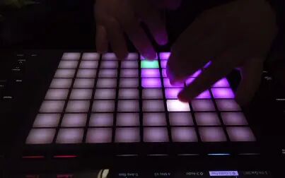 [图]《芒种》音阙诗听/赵方婧 采样成新节奏。Ableton Push 2 现场表演