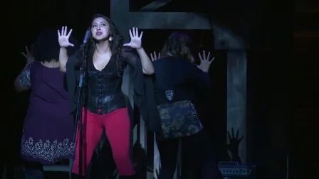 [图]“Over The Moon” from Rent @ Texas State University