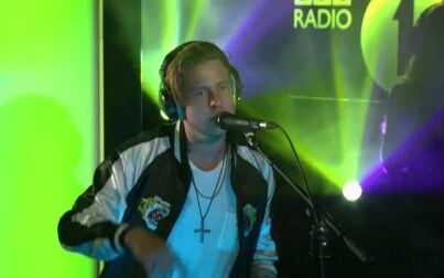 [图]【OneRepublic】最新表演Kids+Counting Stars -Live@BBC Live Lounge