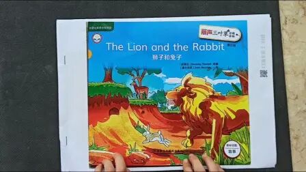 [图]小小韩学英语-《The Lion and the Rabbit》(狮子和兔子)