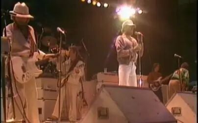 [图][Live] Sloop John B by The Beach Boys live (1980)