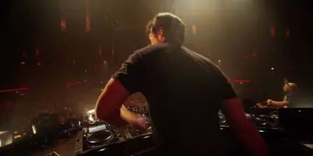 [图]【收藏画质】欧洲最HIGH的劲爆DJ现场 Qlimax.2012全程