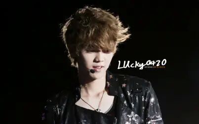 [图]【鹿晗】120609 DJ Got Us Falling In Love Again SMT Taiwan 饭拍