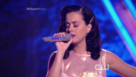 [图]【超良心现场】Katy Perry - By The Grace Of God 2013