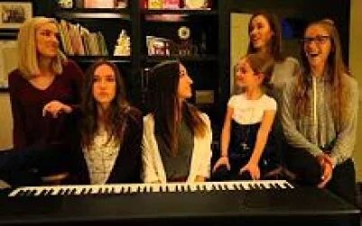 [图]【Gardiner Sisters】Fight Song (Piano Cover)【姐妹惊艳翻唱/温馨】