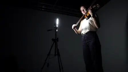 [图]Reflections for Violin, Live Electronics and Computer Vision