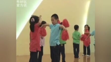 [图]幼儿园经典乐曲与创造性律动游戏活动四《洗澡》