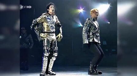 [图]Michael Jackson In The Closet Live Munich 1997迈克尔杰克逊