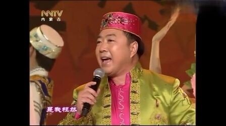 [图]花儿王子何清祥演唱《上去高山望平川》歌声嘹亮,回味悠长