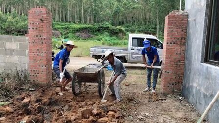 [图]土地平整做硬化