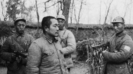 [图]1948年,淮海战役打响,我军大胜活捉杜聿明