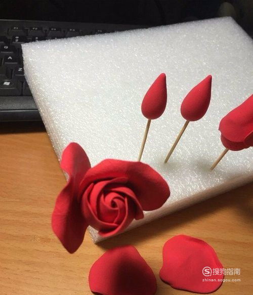 橡皮泥手工制作:玫瑰花