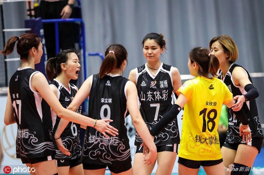 女排全锦赛八一3-1山东进决赛(12) 第12页