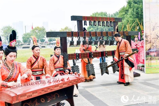 湖北武汉:编钟乐舞快闪展示魅力随州(5) 第5页