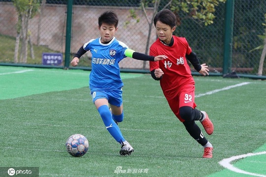 “申体杯”联赛:杨浦U11精英梯队1-0吉祥U11精英梯队 第1页