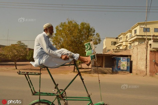巴基斯坦大爷打造双层自行车 上街超拉风 第1页