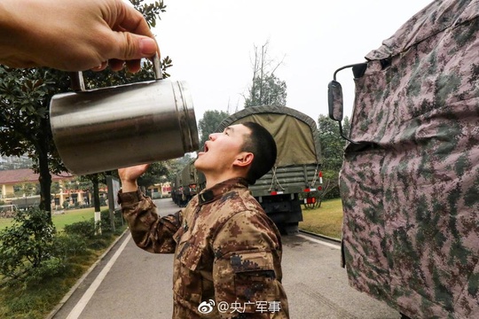 会玩!这组迷彩创意照,好嗨哟!(2) 第2页