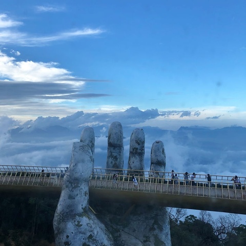 越南佛手桥成“网红” 仿佛如来神掌从天而降(7) 第7页