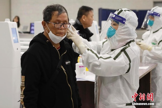 上海海关加强口岸对重点国家地区防输入管控 第1页