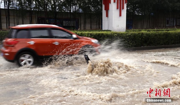 道路积水严重!青海西宁发布暴雨蓝色预警(3) 第3页