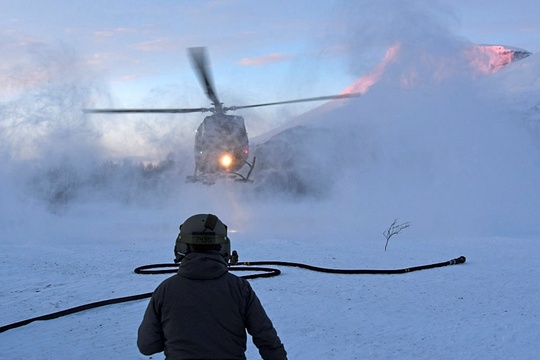 挪威北部发生雪崩 救援队出动寻找游客遗体 第1页