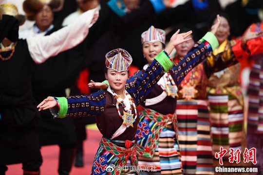 满满民族风!西藏民众这样庆祝新中国成立70周年(4) 第4页