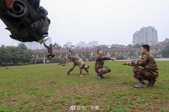 会玩!这组迷彩创意照,好嗨哟!(8) 第8页