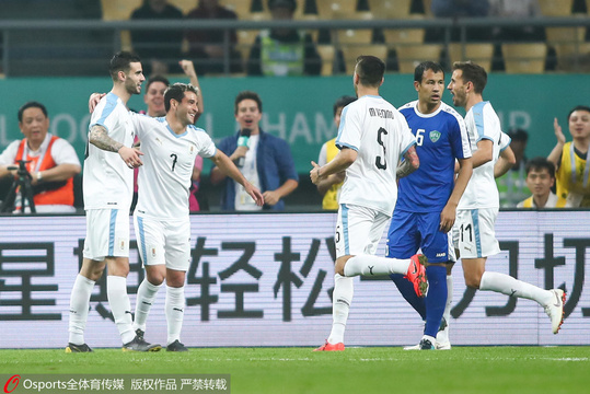 中国杯:乌拉圭3-0乌兹别克斯坦(2) 第2页