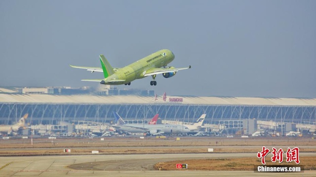 C919第六架试飞飞机完成首飞 第1页