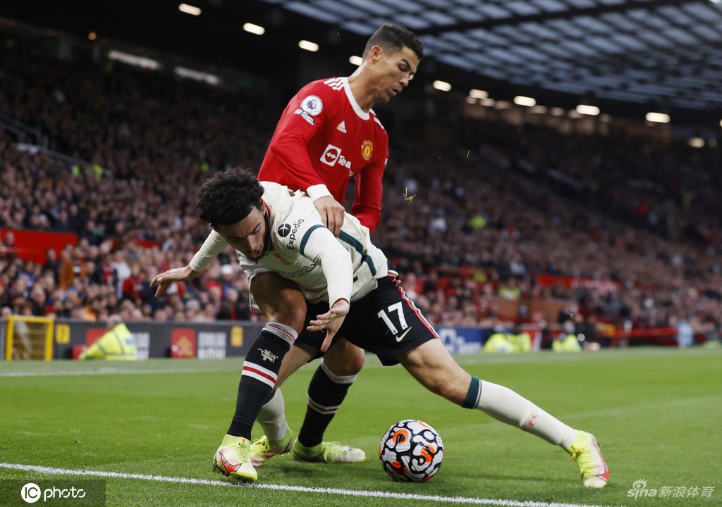 c罗三脚踢人泄愤吃黄牌 - 图说资讯 - 广东专升本 - 今日头条