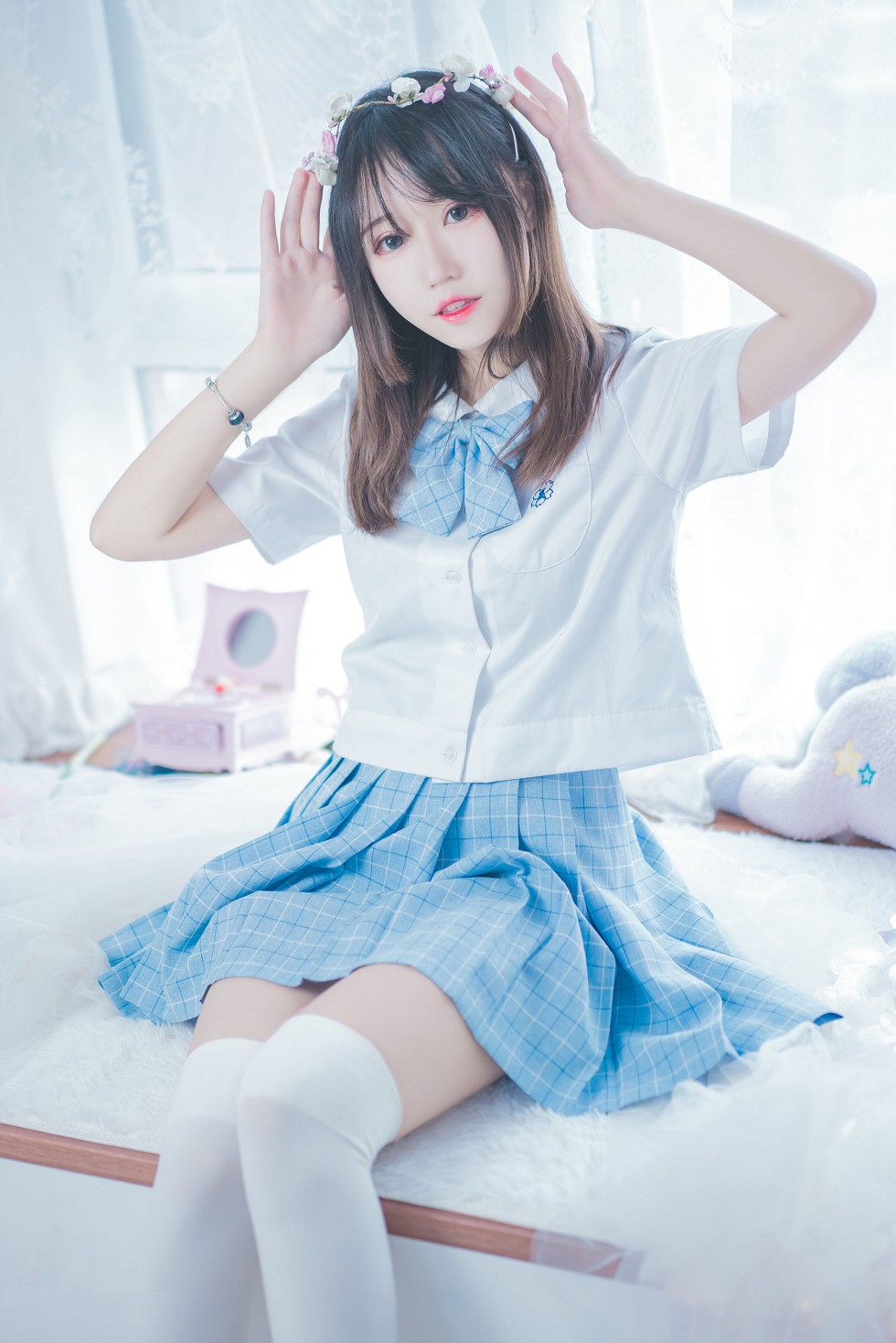 图片[10]-网络美女猫君君MaoJun清凉一夏主题短裙下白丝美腿写真-美了么